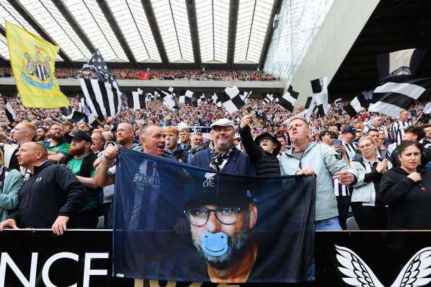 1693376031909049212.jpg 1642860685-612x612.jpg