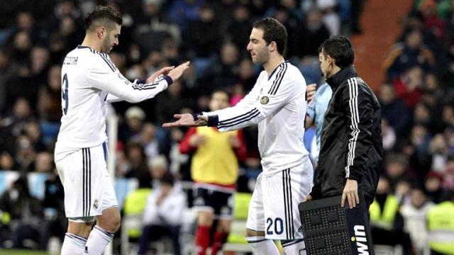 1685882523453041587.jpg 1685882512.jpg