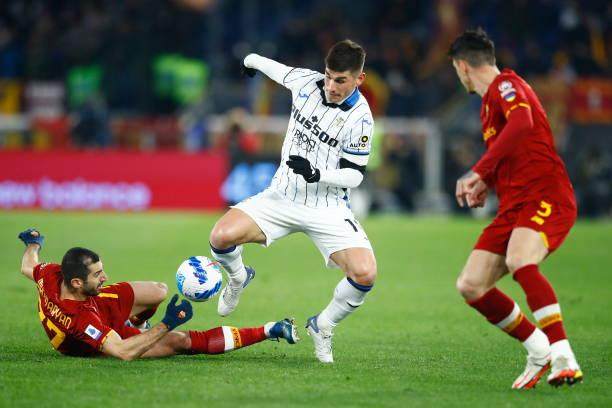 1646524768253094925.jpeg henrikh-mkhitaryan-of-as-roma-and-ruslan-malinovskyi-of-atalanta-bc-picture-id1238955136.jpeg