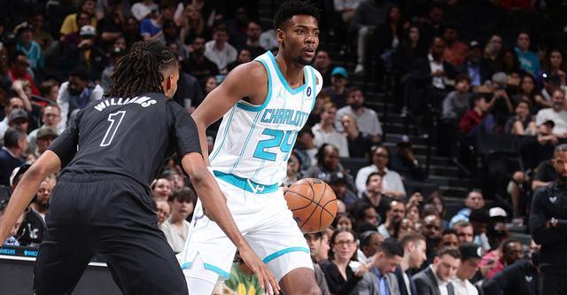 开云体育-米勒25分布里奇斯19+5 黄蜂客场大胜篮网